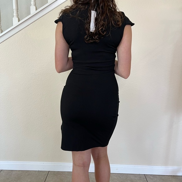 Black Cap Sleeve Ribbed Slit Midi Dress - Picture 4 of 8